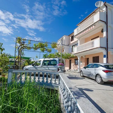 Branko Apartment