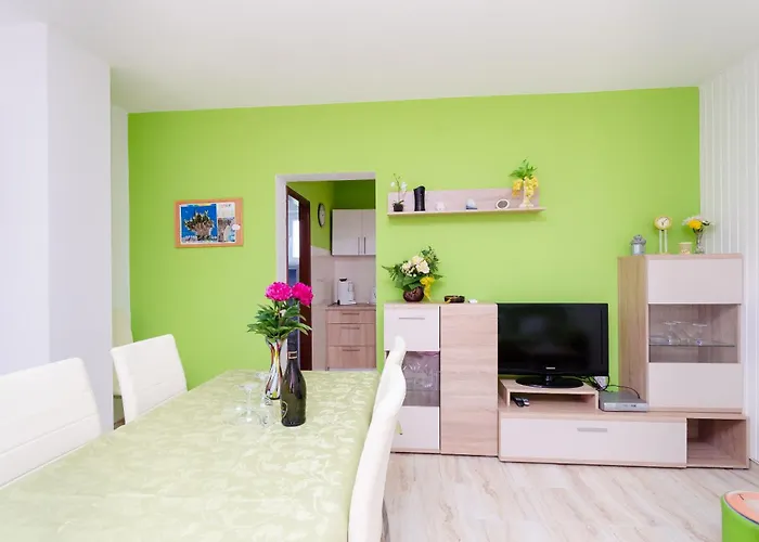 Branko Apartment Lopar